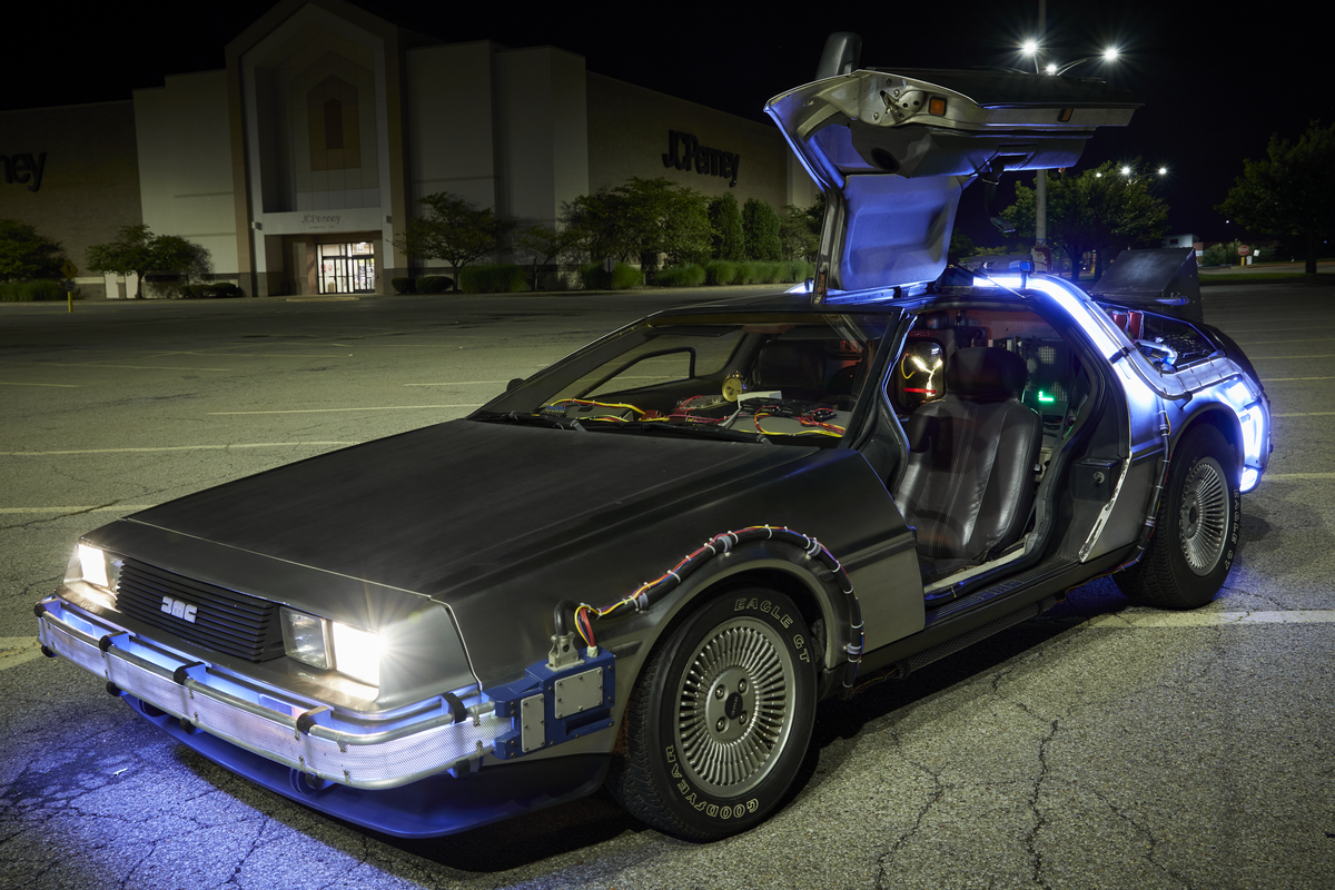 DeLorean Time Machine